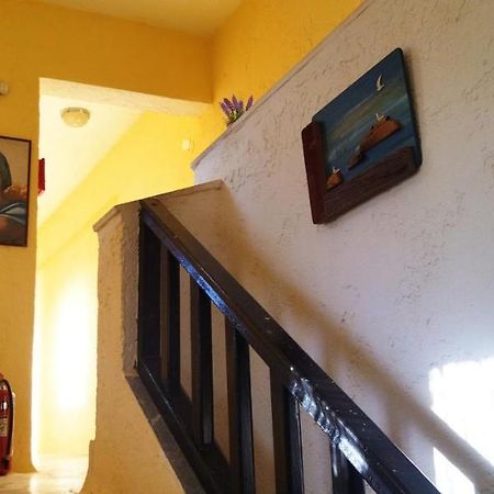 Cleo Rooms 250M From The Beach Malia  Bagian luar foto