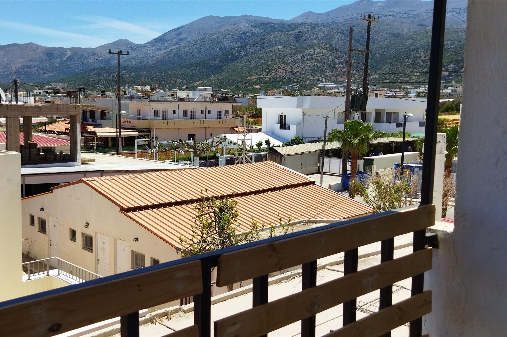 Cleo Rooms 250M From The Beach Malia  Bagian luar foto
