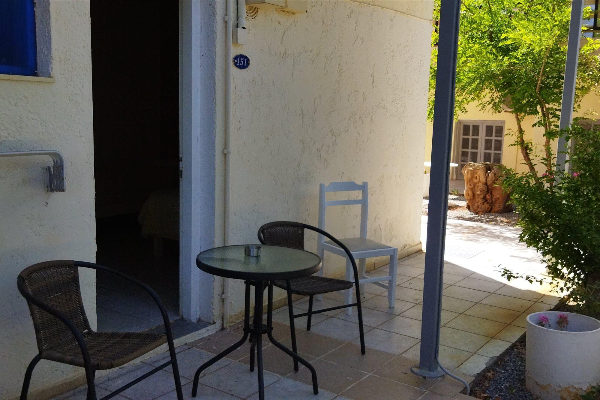 Cleo Rooms 250M From The Beach Malia  Bagian luar foto