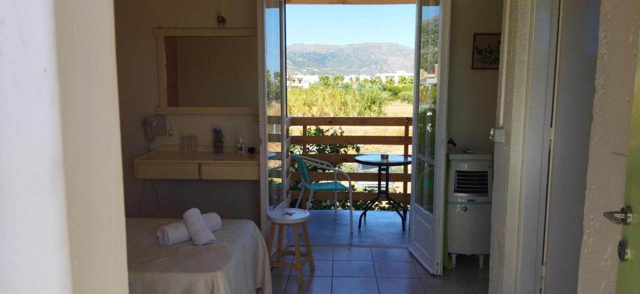 Cleo Rooms 250M From The Beach Malia  Bagian luar foto
