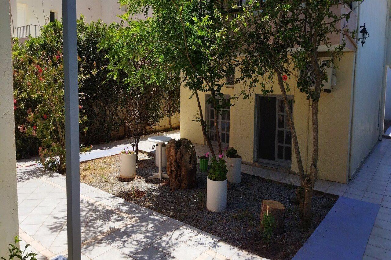 Cleo Rooms 250M From The Beach Malia  Bagian luar foto